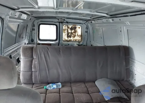 2000 Ford E-250 Commercial/Recreational from USA, damaged, VIN 1FTNE24L2YHA29276